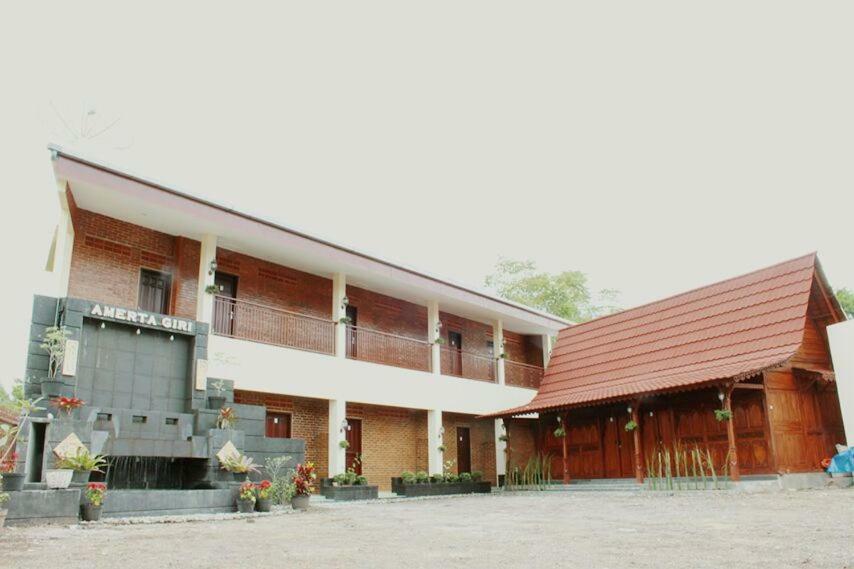 Amerta Giri Guest House Wonosobo Luaran gambar